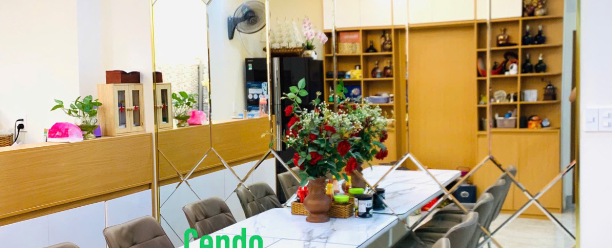 Lắp đặt và bàn giao vách gương bàn ăn 