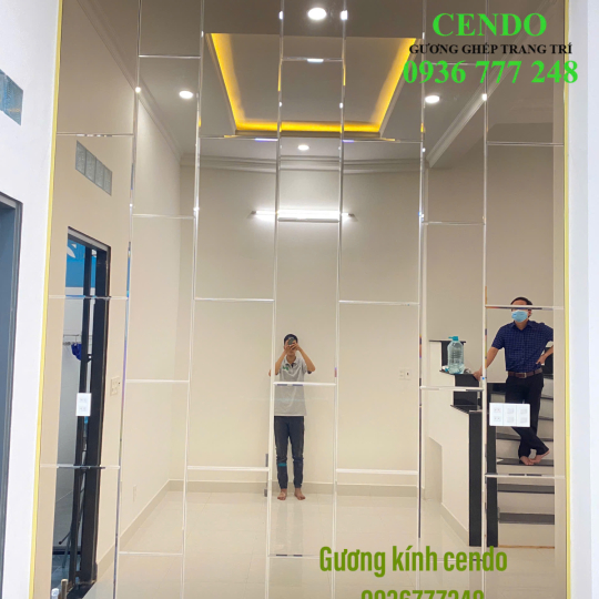 Kính Trang Trí Mẫu Mới