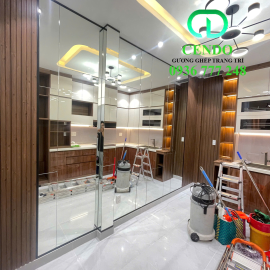 Kính Trang Trí Mẫu Mới